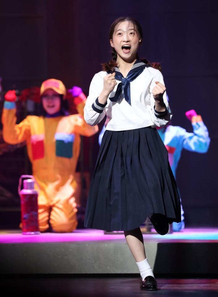 　「愛の乞食」で万寿シャゲを演じる伊東蒼（撮影・吉澤敬太）