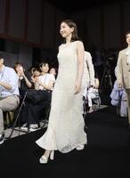 　登壇する田中みな実