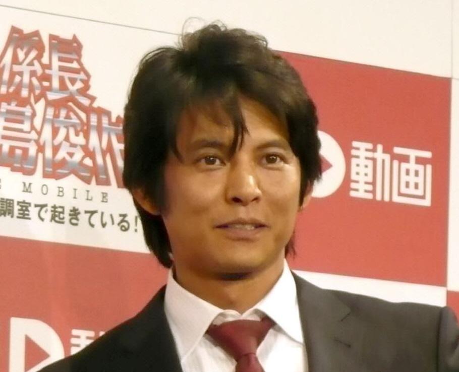 織田裕二さん いかりや長介さん 寄せ書きサイン色紙 織田裕二さん いかりや長介さん 寄せ書きサイン色紙 Amazon.co
