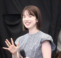 　司会を務めた弘中綾香アナウンサー＝８月１５日