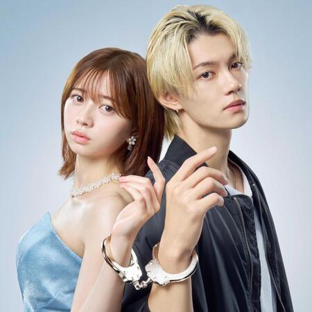 　「ＥＳＣＡＰＥ　それは誘拐のはずだった」に出演する桜田ひより（左）と佐野勇斗