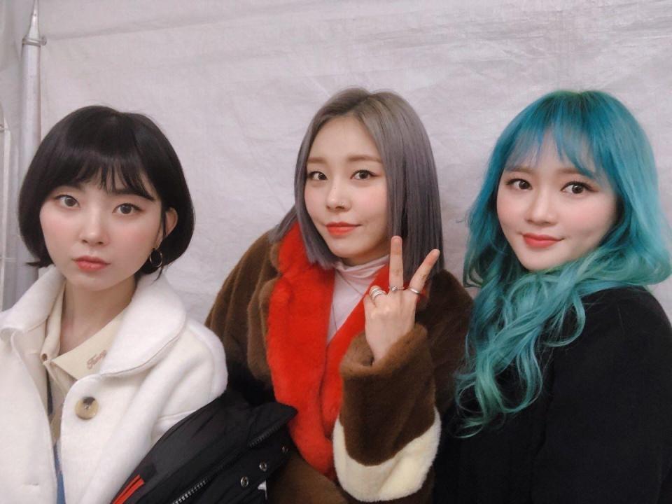 　ＬＡＤＩＥＳ’ＣＯＤＥの公式Ｘ＠ｐｏｌａｒｉｓ＿ｌｃより（左から）ジュニ、アシュリー、ソジョン