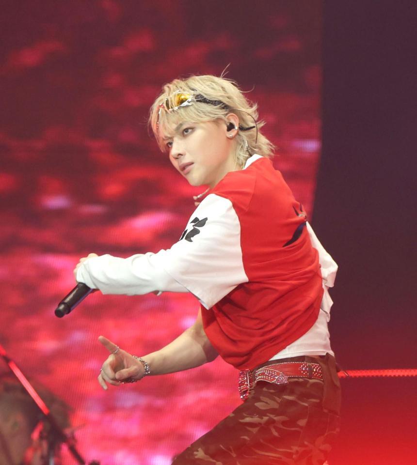 　ＮＩＣＨＯＬＡＳ（撮影・佐々木彰尚）