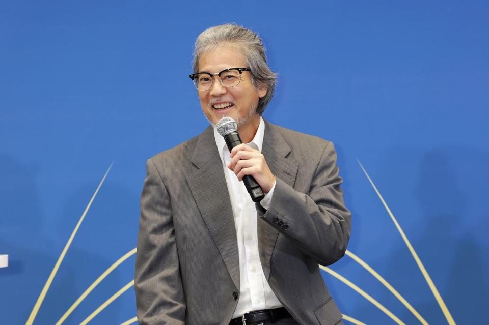 　テレ東系ドラマ９「コーチ」に出演する唐沢寿明（©「コーチ」製作委員会）