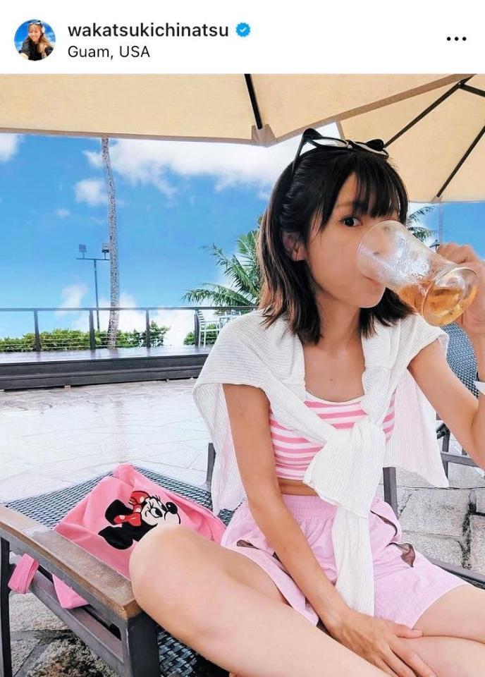 　若槻千夏のインスタグラム＠ｗａｋａｔｓｕｋｉｃｈｉｎａｔｓｕから