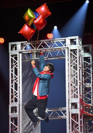 　身体能力の高さを見せる菅田琳寧（撮影・伊藤笙子）