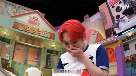 　ＳＨＩＮｅｅの公式Ｘ＠ＳＨＩＮｅｅより　キーは音楽番組で１位を取ったと知り、思わず驚きの反応を見せた