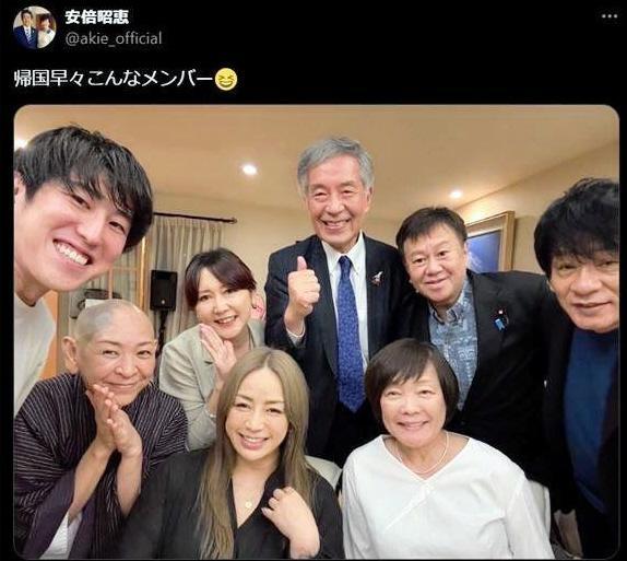　右端にＡＳＫＡの姿が。安倍昭恵さんのＸ＠ａｋｉｅ＿ｏｆｆｉｃｉａｌより