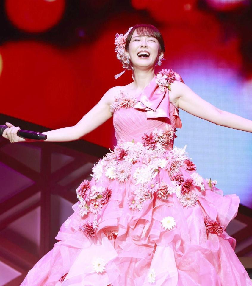 　コンサートを行った丘みどり　Ⓒキングレコード