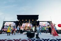 　「さんまＰＥＡＣＥＦＵＬ　ＰＡＲＫ　２０２５」を開催した明石家さんま（中央）ら（撮影：Ｓａｎｔｉｎ　Ａｋｉ／Ｋａｚｕｍｉ　Ｋｉｕｃｈｉ）