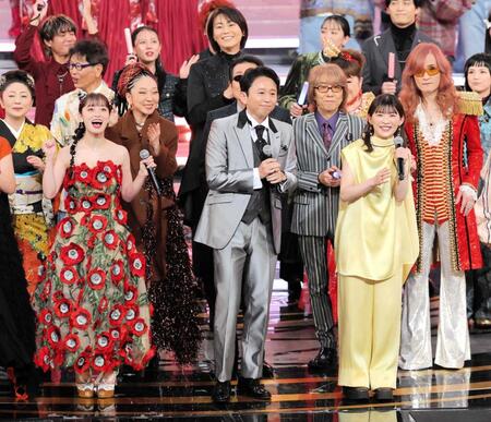 ＮＨＫ第７５回紅白歌合戦で司会を務める橋本環奈ら＝２０２４年１２月撮影