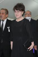 　橋幸夫さんの葬儀に参列した川中美幸（撮影・伊藤笙子）