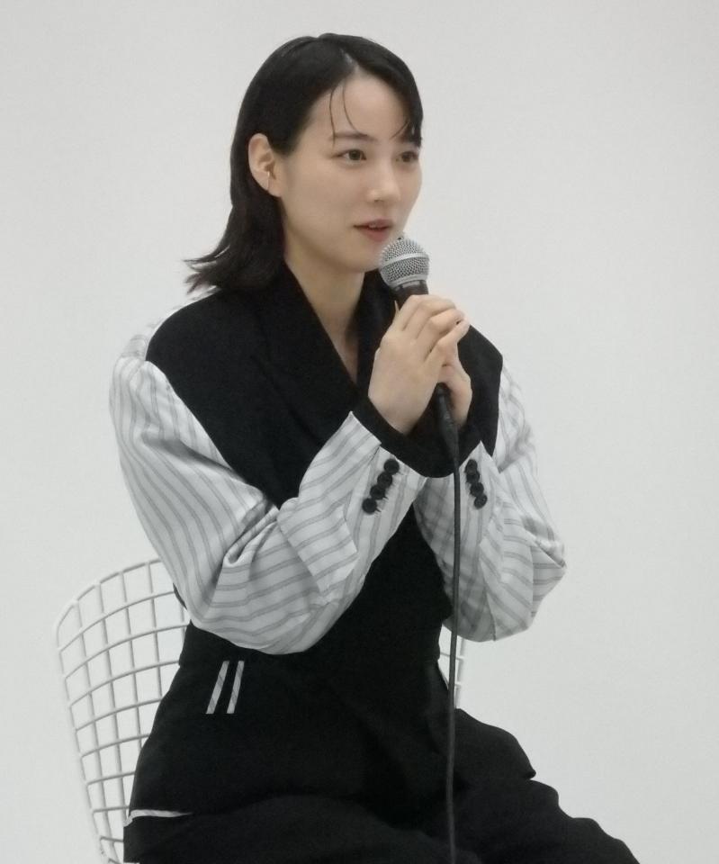 　トークするのん