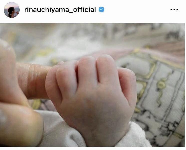 　内山理名のインスタグラム（ｒｉｎａｕｃｈｉｙａｍａ＿ｏｆｆｉｃｉａｌ）より
