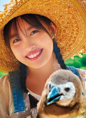 　初の写真集「ＨＡＮＡ」を発売したアンジュルム・後藤花