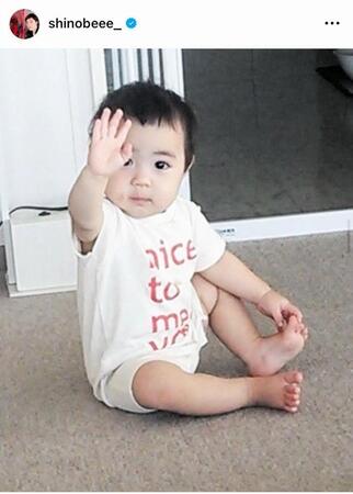 ７月１３日付の寺島しのぶのインスタグラム＠ｓｈｉｎｏｂｅｅｅ＿より