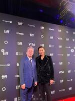 　イ・ビョンホンの公式インスタグラム＠ｂｙｕｎｇｈｕｎ０７１２より　イ・ビョンホンはパク・チャヌク監督とともに「トロント国際映画祭」授賞式に参加した