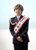 　一日署長を務めた小林幸子