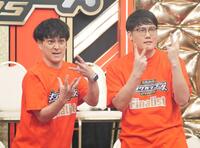 　ファイヤーサンダー・こてつ（左）と﨑山祐