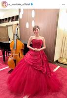 う、美しい…思わずクギ付けのウェディングドレス姿。森高愛のインスタグラム＠ａｉ＿ｍｏｒｉｔａｋａ＿ｏｆｆｉｃｉａｌより