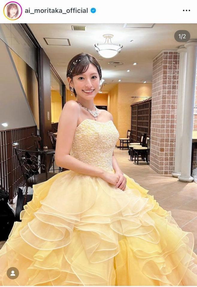 う、美しい…思わずクギ付けのウェディングドレス姿。森高愛のインスタグラム＠ａｉ＿ｍｏｒｉｔａｋａ＿ｏｆｆｉｃｉａｌより