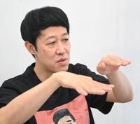 　「コヤブソニック」立ち上げからの経緯を振り返る小籔千豊（撮影・伊藤笙子）