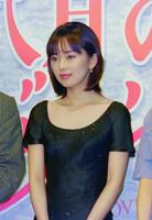 　１９９６年７月、ドラマ「八月のラブソング」会見で。葉月里緒奈（当時は葉月里緒菜）