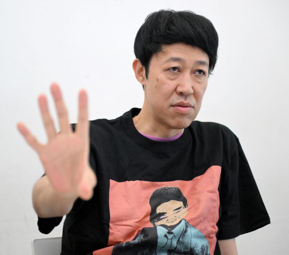 　「コヤブソニック」立ち上げからの経緯を振り返る小籔千豊（撮影・伊藤笙子）