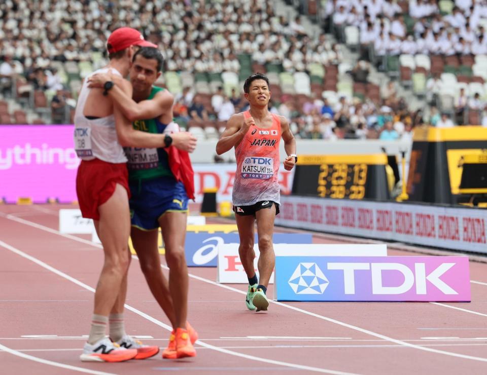 　３５キロ競歩で銅メダルを獲得した勝木隼人（撮影・石井剣太郎）