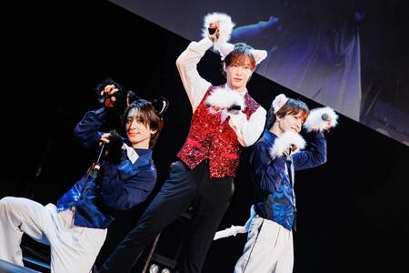 　シャッフルユニットでステージを行った（左から）小野寺翼、塩田将己、松岡卓弥