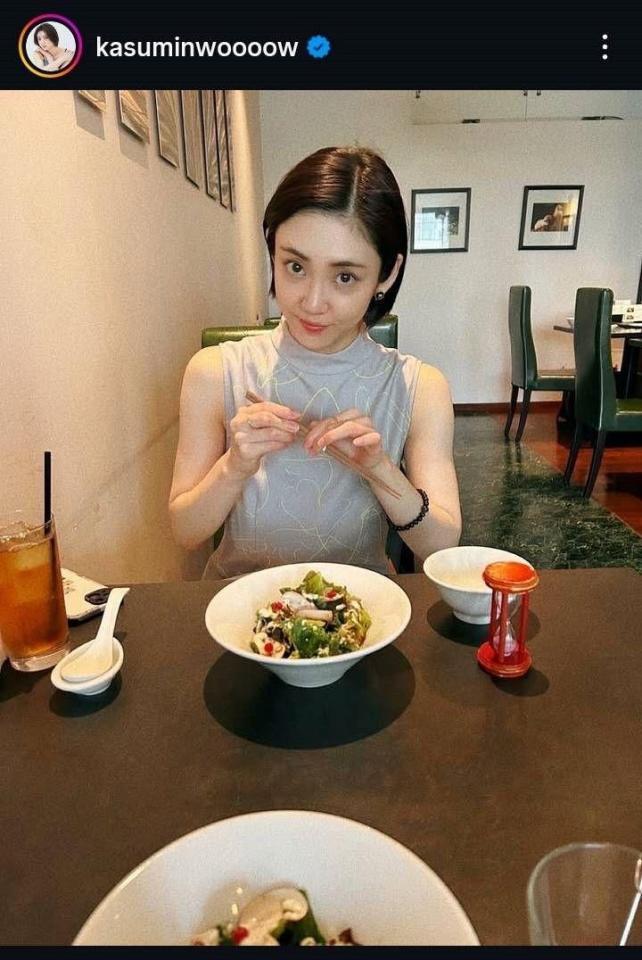 　山谷花純のインスタグラム（＠ｋａｓｕｍｉｎｗｏｏｏｏｗ）から