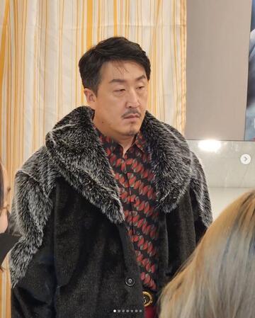 　ヒョン・ボンシクの公式インスタグラム＠ｂｏｎｇｓｉｋｈより