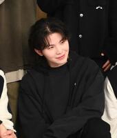 　ＳＥＶＥＮＴＥＥＮ・ウジ＝２０２３年１２月撮影