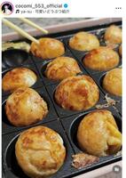 　アイナ・ジ・エンドと自宅でタコパ。Ｃｏｃｏｍｉのインスタグラム＠ｃｏｃｏｍｉ＿５５３＿ｏｆｆｉｃｉａｌ（６月３０日付）より