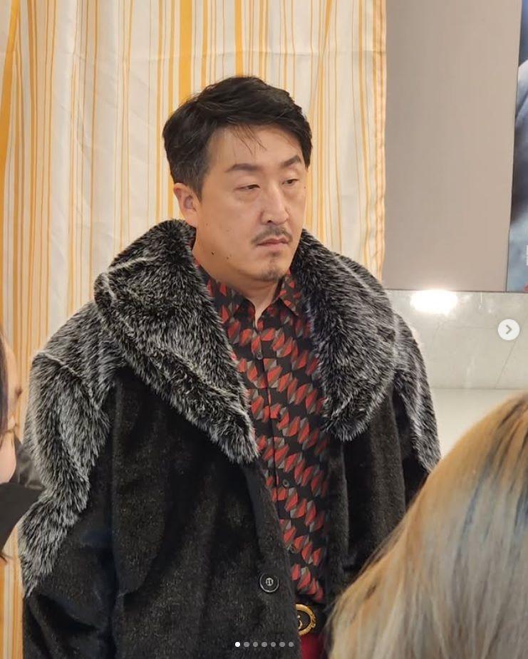 　ヒョン・ボンシクの公式インスタグラム＠ｂｏｎｇｓｉｋｈより