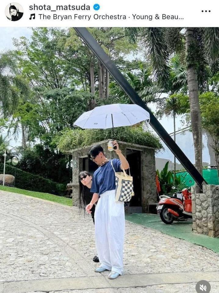 　松田翔太のインスタグラム＠ｓｈｏｔａ＿ｍａｔｓｕｄａより。妻の秋元梢がひょっこり