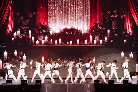 バンテリンドームナゴヤを熱狂させたＩＮＩ©ＬＡＰＯＮＥ　ＥＮＴＥＲＴＡＩＮＭＥＮＴ（撮影：田中聖太郎写真事務所）