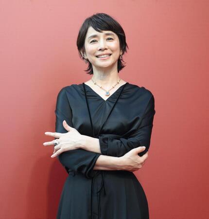 　ジュエリーへの思いを語る石田ゆり子（撮影・堀内翔）