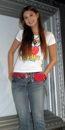 　吉川ひなの（２００６年５月）