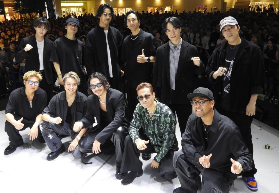 　２０年以上ぶりにショッピングモールでイベントを開催したＥＸＩＬＥ