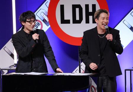 　司会を務めた小森隼（左）と陣（撮影・棚橋慶太）