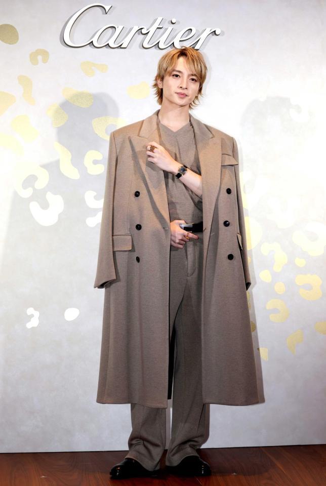 キスマイ玉森裕太 ご褒美は「お風呂上がりのコーヒー」 ベージュの