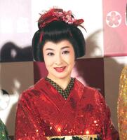 　会見に出席した檀れい