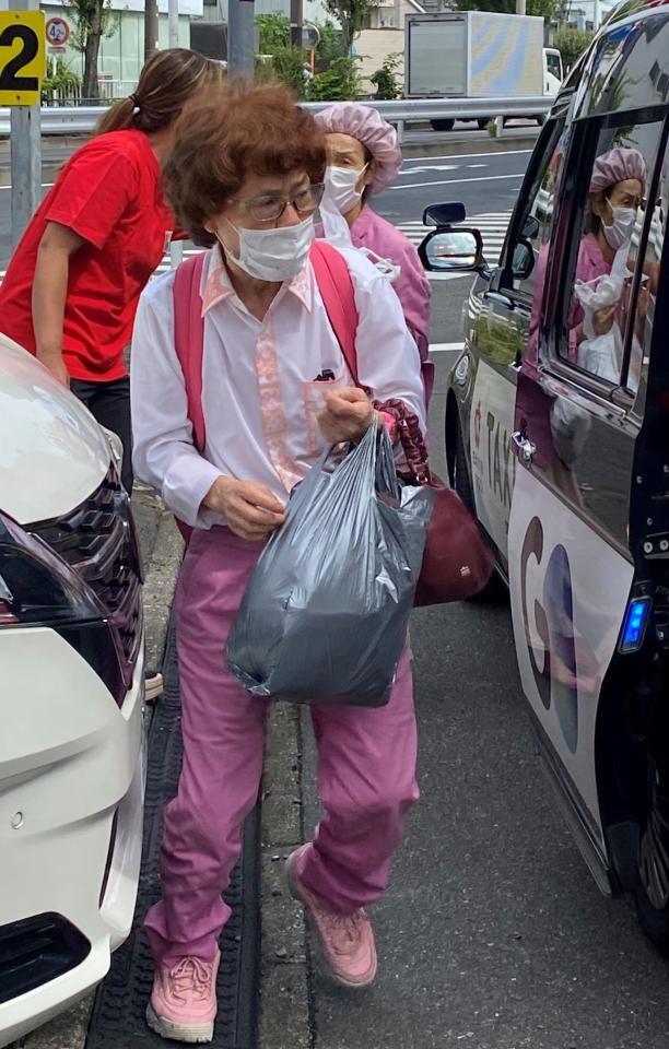 　パー子と帰宅した林家ペー