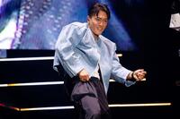 　アリーナツアー初日のステージで熱くパフォーマンスした中務裕太