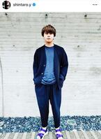 　山田親太朗のインスタグラム＠ｓｈｉｎｔａｒｏ．ｙ（２２年４月６日付）より