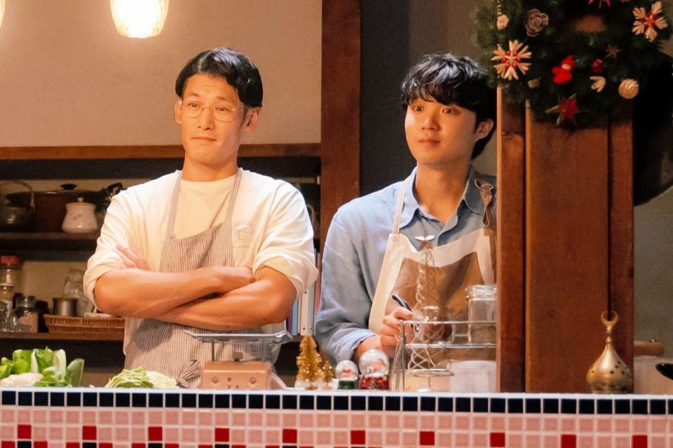 　巌谷先生のエプロン姿にギャップ萌え！フジテレビ「僕達はまだその星の校則を知らない」より