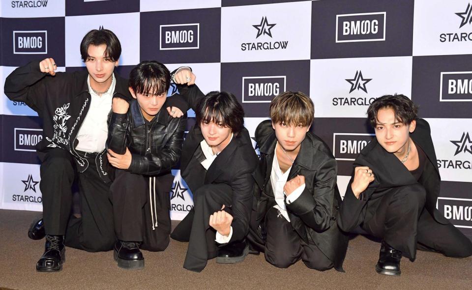 　プレデビューしたＳＴＡＲＧＬＯＷ（撮影・開出牧）