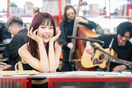 　ＮＨＫ総合「ｔｉｎｙ　ｄｅｓｋ　ｃｏｎｃｅｒｔｓ　ＪＡＰＡＮ」の収録を行ったアイナ・ジ・エンド