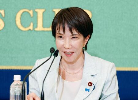 　自民党総裁選の立候補者討論会で発言する高市前経済安保相